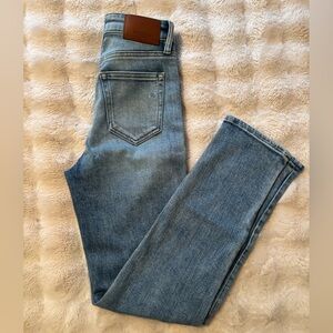Women's Hidden Straight Leg Jeans